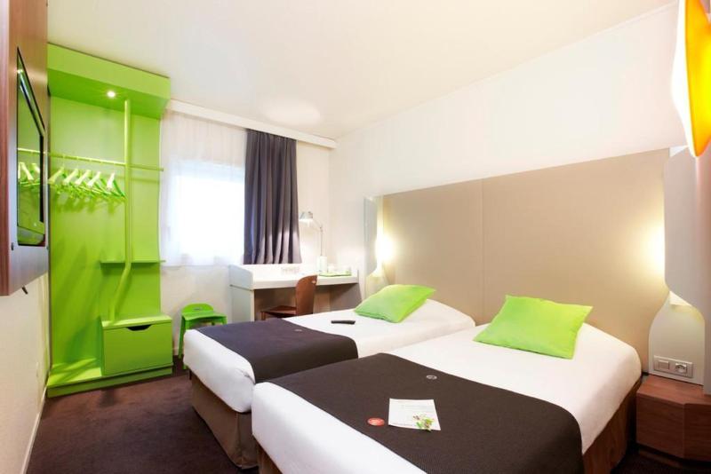 ก็องปานีล รัวซี Hotel ภายนอก รูปภาพ